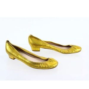 Loeffler Randall Gold Flats size 8B Italian